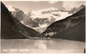 Vintage Postcard 1935  View of Lake Louise Glacier Alberta Canada CAN