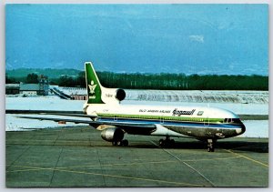 Airplane Postcard Saudi Arabian Airlines Lockheed L-1011 Tristar Landing PI CO3