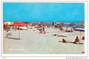 Crowd of beachgoers at Mont Joli, Province of Quebec, Canada, 40-60s