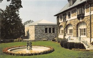 Fountain of Three Graces on Sun Room Terrace Harriman, New York  