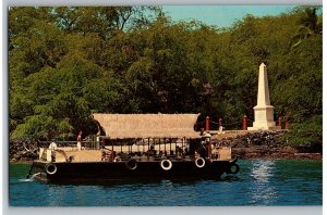 Captain James Cook Monument Kealakekua Bay Tour Boat Hawaii Postcard