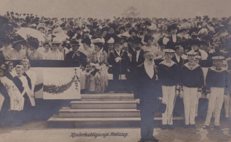 Kinder Huldigung Kinderhuldigung Festzug Festival Austria Old Postcard