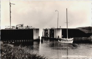 Netherlands Brouwershaven Keersluis Vintage RPPC C217