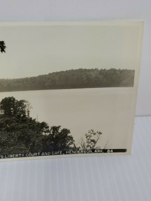 Henderson Arkansas Lake Norfork Koger's Liberty Court & Cafe VGT Postcard  302