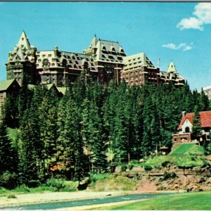 c1963 Banff Alberta Postcard Springs Hotel Canada W.J. Gibbons Photo Rockies