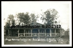 h3211 - NEW RICHMOND Quebec 1940s Sea Shore Lodge. Real Photo Postcard