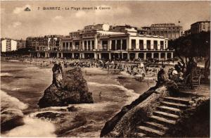 CPA BIARRITZ - Le Plage devant la Casino (450404)