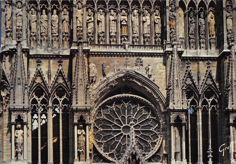 BR86468 reims detail de la facade de la cathedrale france