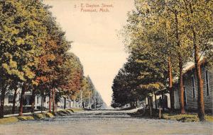 Fremont Michigan Dayton Street Scene Residential Antique Postcard K24476