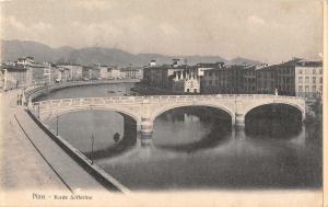 B106608 Italy Pisa Ponte Solferino Bridge River