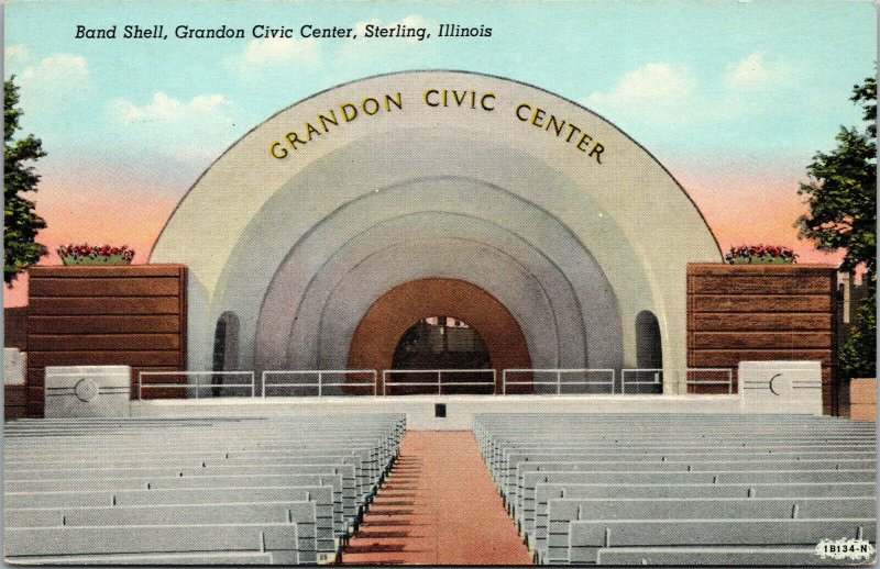 Vtg 1940's Band Shell Grandon Civic Center Sterling Illionois IL Postcard