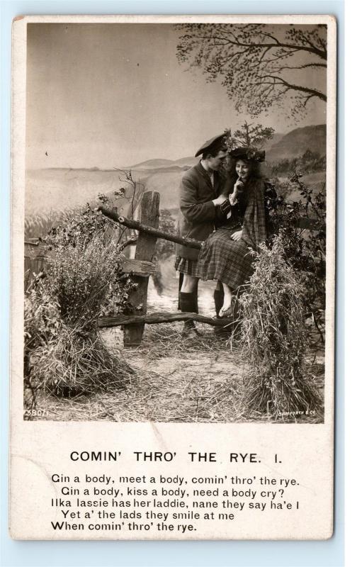 Comin' Thro' The Rye I Scottish Limerick Couple Kilt Gin Kiss Photo Postcard C86