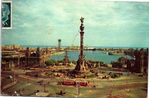 VINTAGE CONTINENTAL SIZE POSTCARD MONUMENT TO COLUMBUS BARCELONA NICE POSTAGE