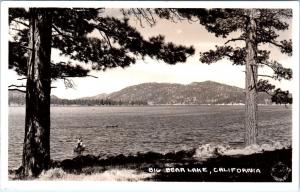 RPPC BIG BEAR LAKE , CA   LAKE VIEW PINES & Fishing Boats 1924 Frasher Postcard