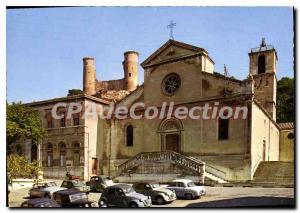 Postcard Modern Chateaurenard I'Eglise And The Towers Of Old Castle