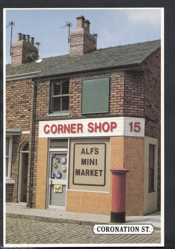 Television Postcard - Coronation Street, Alf's Mini Market - Corner Shop  BH6173 