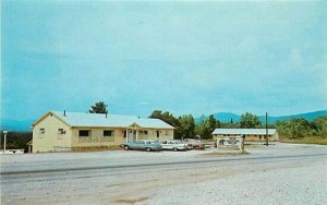 VT, North East Kingdom, Vermont, Bear Mountain Motel, Dexter No. 32133-B