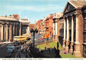 Trinity College & Bank - Ireland