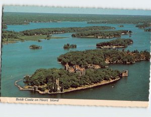 Postcard Boldt Castle on Heart Island, Alexandria Bay, New York