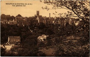 CPA NEAUPHLE-le-Chateau - Vue générale Est (102561)