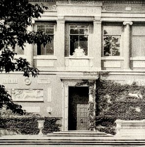 Harvard University Robinson Hall Entrance 1910s Postcard Massachusetts PCBG12B