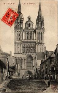 CPA ANGERS - La Cathédrale (296950)