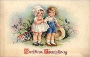Clapsaddle Easter Wolf Pub Adorable Little Boy and Girl with Flowers Vintage PC