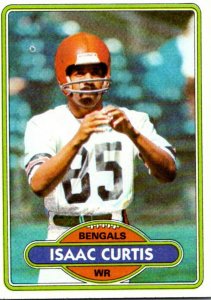 1980 Topps Football Card Isaac Curtis WR Cincinnati Bengals sun0435