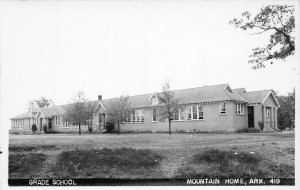 J46/ Mountain Home Arkansas RPPC Postcard c40s Grade School 159