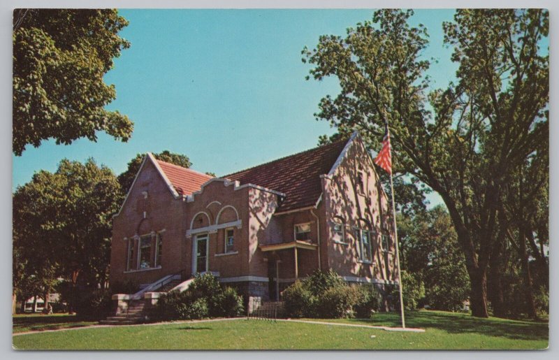 State View~Algona Public Library Algona Iowa~Vintage Postcard 