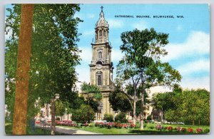 Milwaukee WI~Cathedral Square~St John's Cathedral~Vintage Linen Postcard
