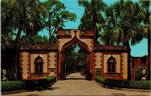 Vtg Sarasota FL Ca D'Zan Gatehouse Entrance John Ringling Residence Postcard