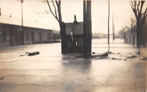 J70/ Warren Ohio RPPC Postcard c1913 Flood Disaster Railroad Depot 259