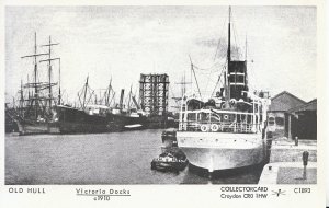 Yorkshire Postcard - Old Hull - Victoria Docks c1910 - Pamlin Prints - Ref.2290