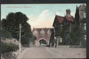 Worcestershire Postcard - Abbey Gateway, Malvern     RS4660