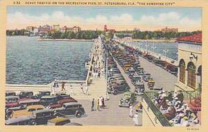 Florida Saint Petersburg Heavy Traffic On The Recreation Pier The Sunshine City