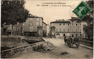 CPA Issoire Le Pont et la Vieille Porte FRANCE (1284906)