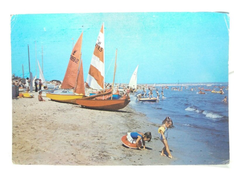 Two Little Girls on Beach by Boats at Studland Dorset Vintage Postcard c1981