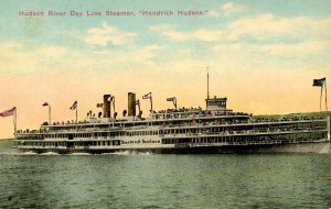 Hudson River Day Line - Steamer Hendrick Hudson
