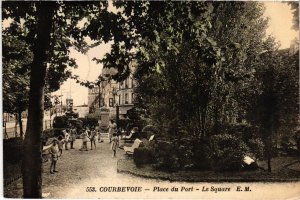 CPA Courbevoie Place du Port Le Square (1314324)