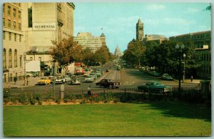 Pennsylvania Avenue Looking North Washington DC UNP Chrome Postcard H14