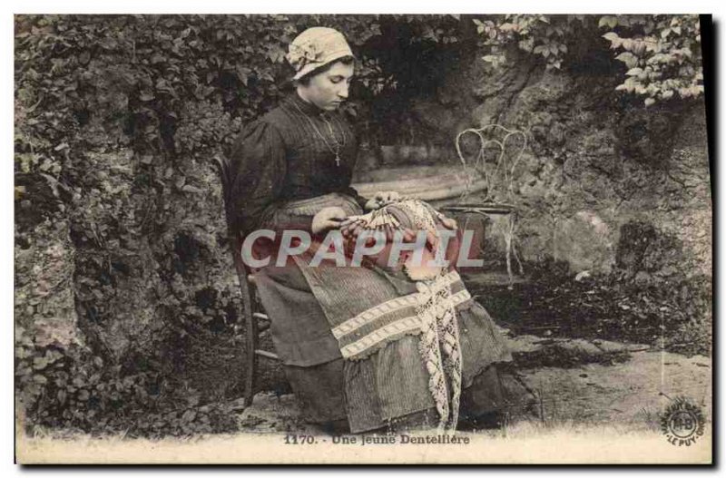 Postcard Old Lace A young dentelliere