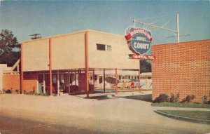 New Orleans Louisiana Rainbow Motel Court Vintage Postcard AA39838