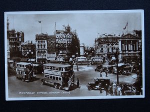 London PICCADILLY CIRCUS Animated Street Scene c1930s RP Postcard by Valentine