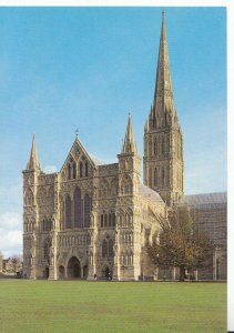 Wiltshire Postcard - Salisbury Cathedral from The South-West - Ref TZ8559