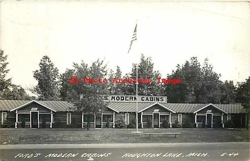 MI, Houghton Lake, Michigan, RPPC, Ford's Modern Cabins, Cook Photo No