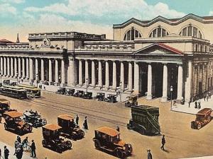 Postcard Antique Street View in front of Pennsylvania Railroad Station, NY.   W4