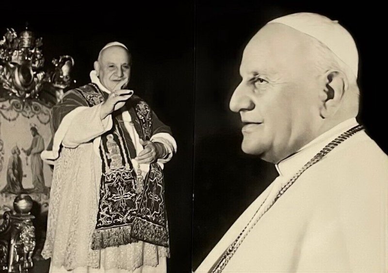 Pope Giovanni XXIII unit of 2 photo postcards lot Italy Rome 1961 