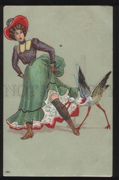 101350 Charming Lady fighting w/ STORK Vintage colorful PC