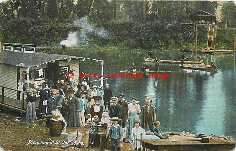 ID, Saint Joe River, Idaho, People Having a Picnic